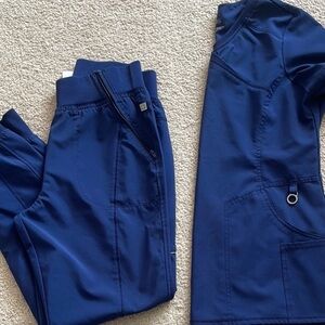 Cherokee Women's Navy Blue Infinity Small Scrub Set
